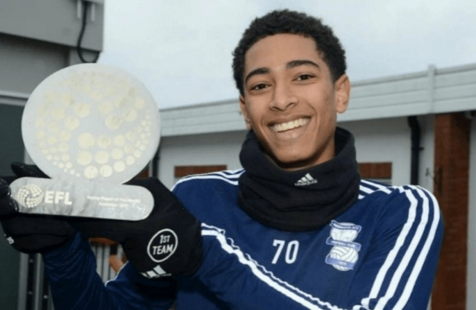 A凭借成套 A凭借成套